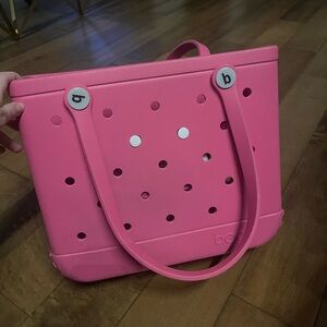 HOT PINK BOGG BAG